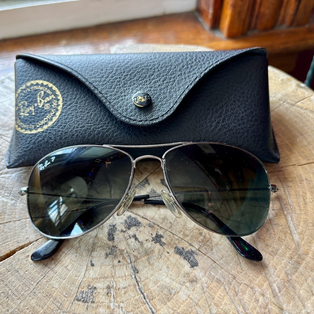 Ray-Ban Silver Aviator Sunglasses with Black Case